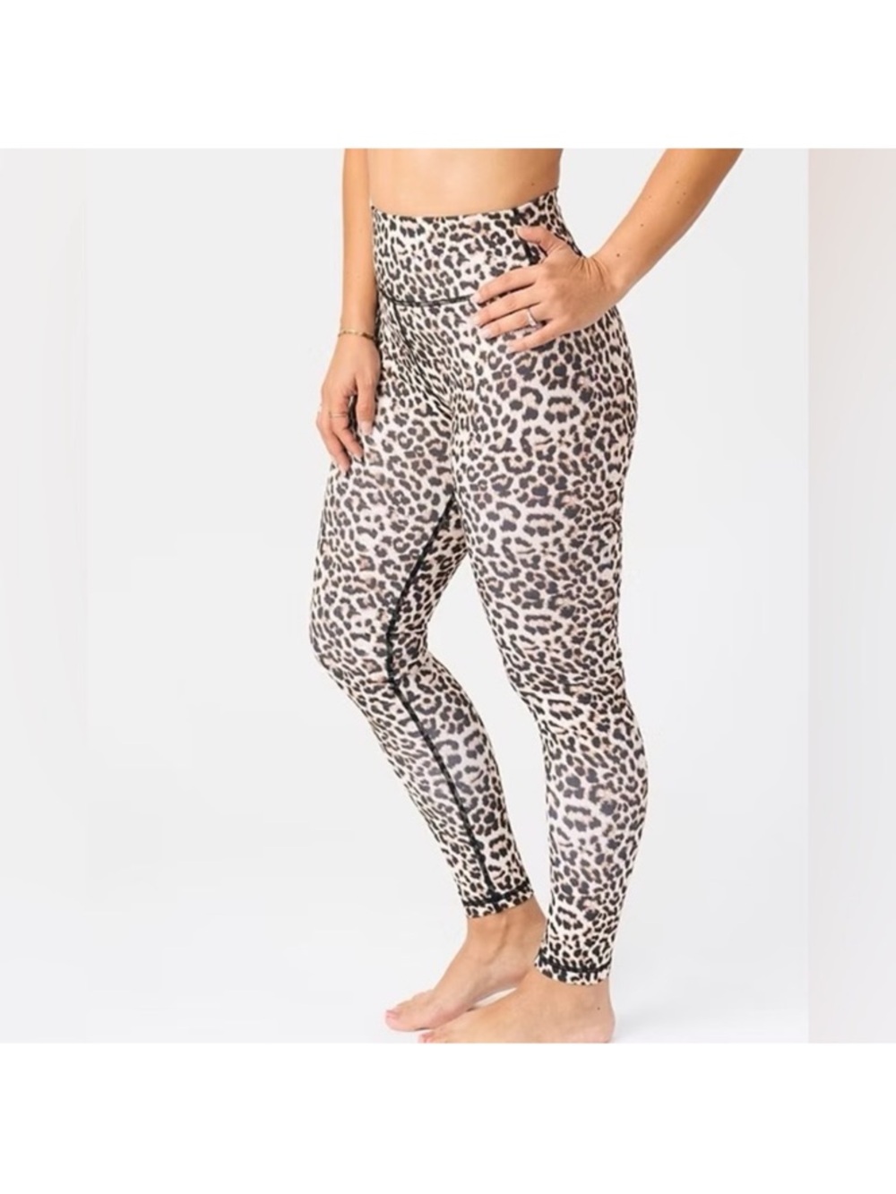 Zyia Scrunch Bottom Leopard Leggings